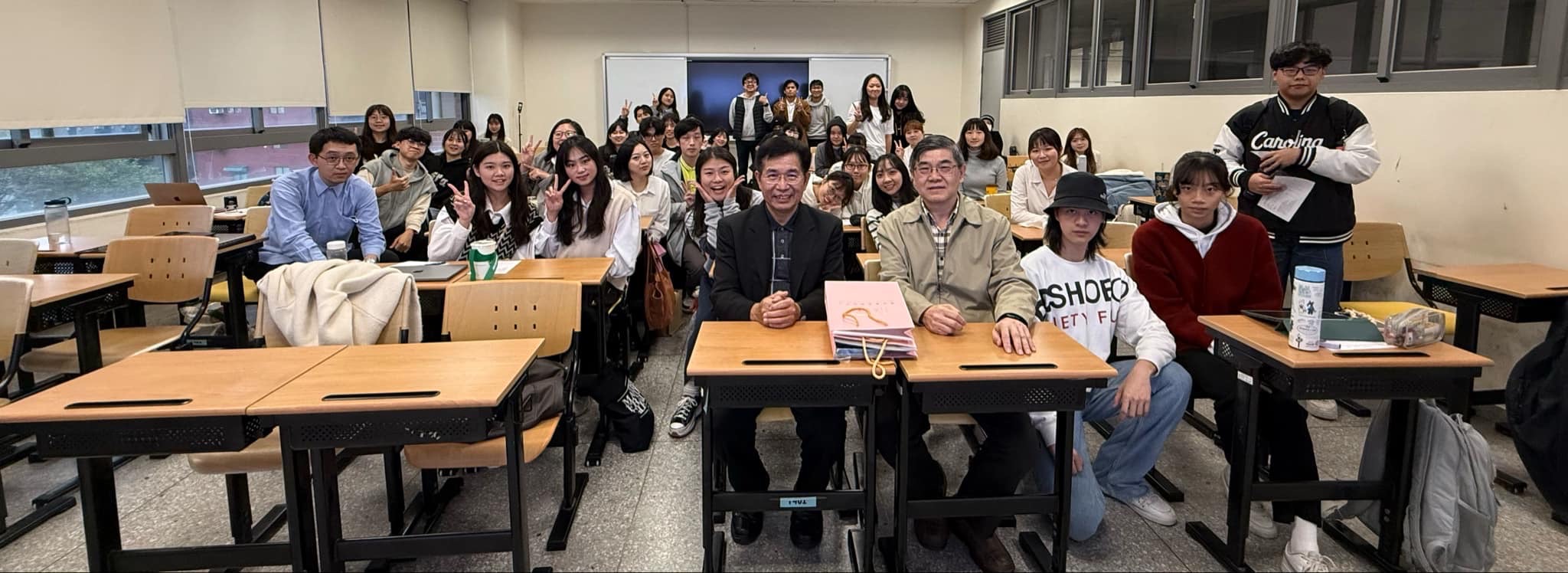 結尾大合照